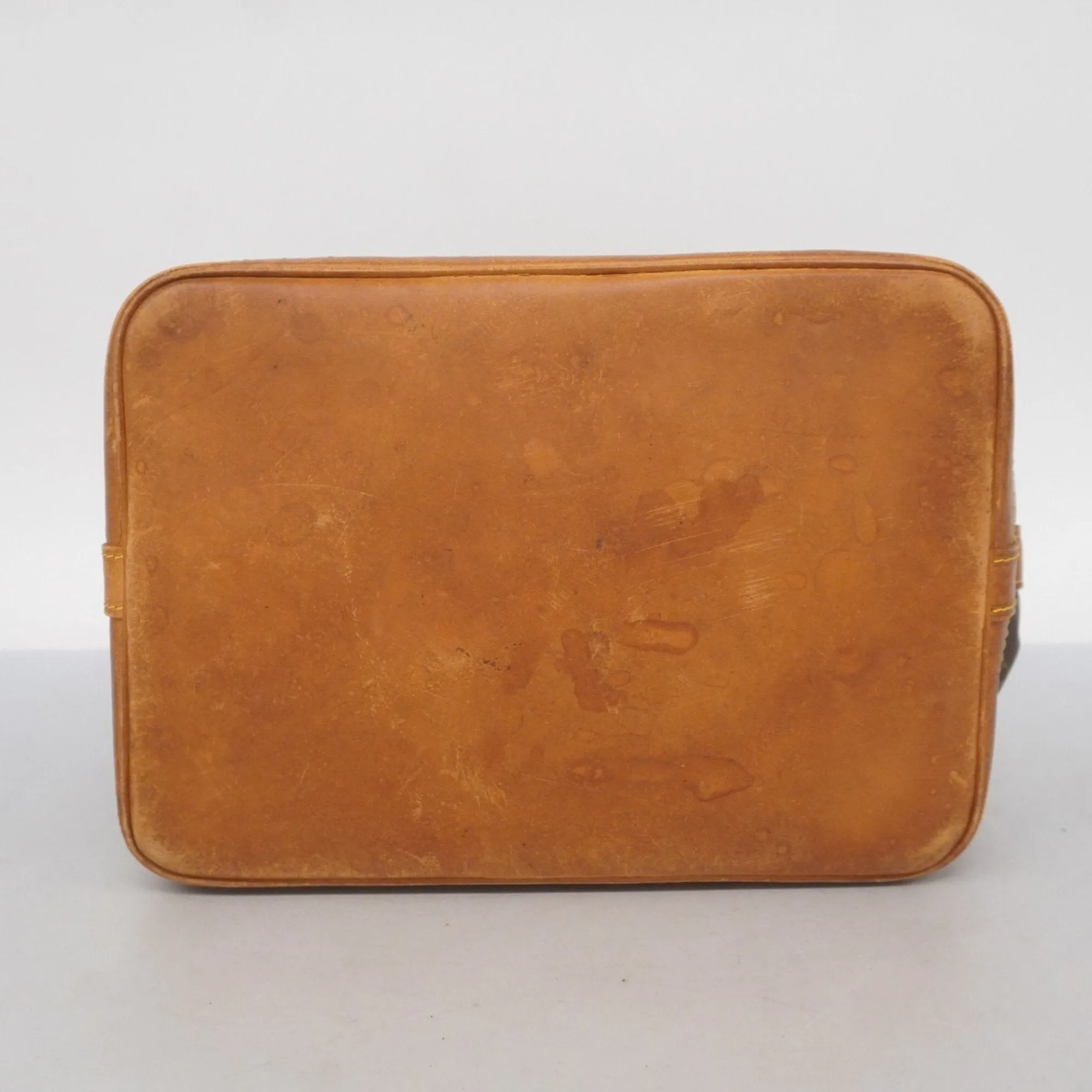 Louis Vuitton Shoulder Bag (Pre-Owned)