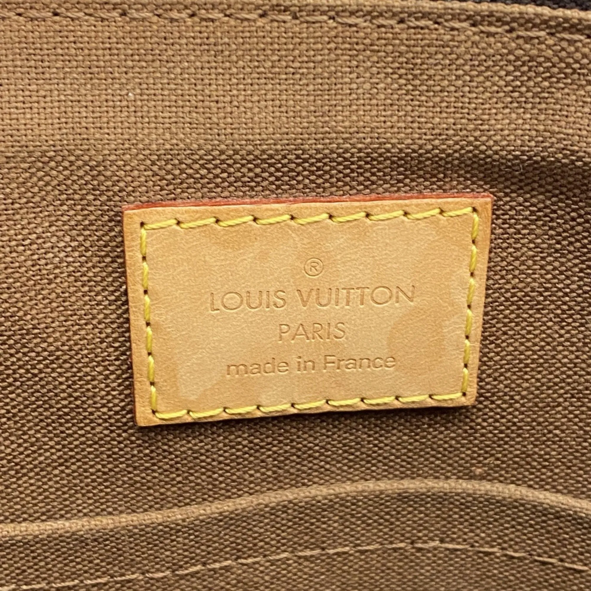 Louis Vuitton Shoulder Bag (Pre-Owned)