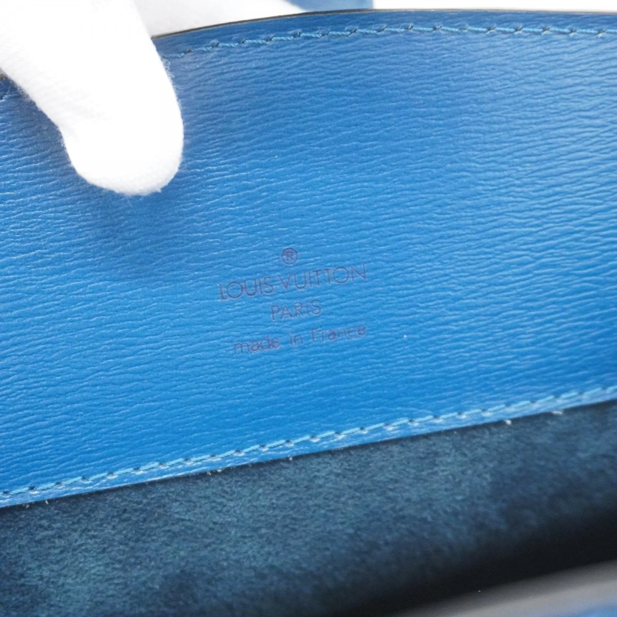 Louis Vuitton Shoulder Bag (Pre-Owned)