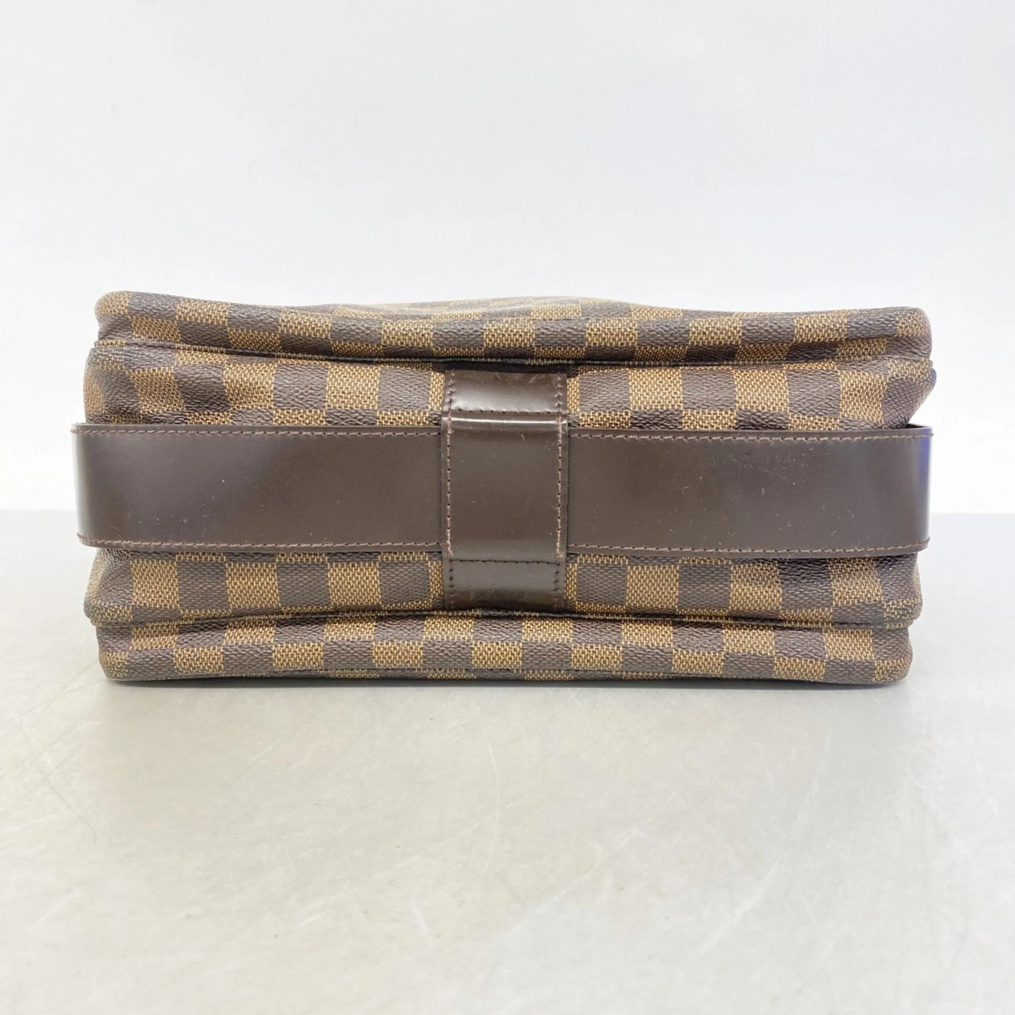 Louis Vuitton Shoulder Bag (Pre-Owned)
