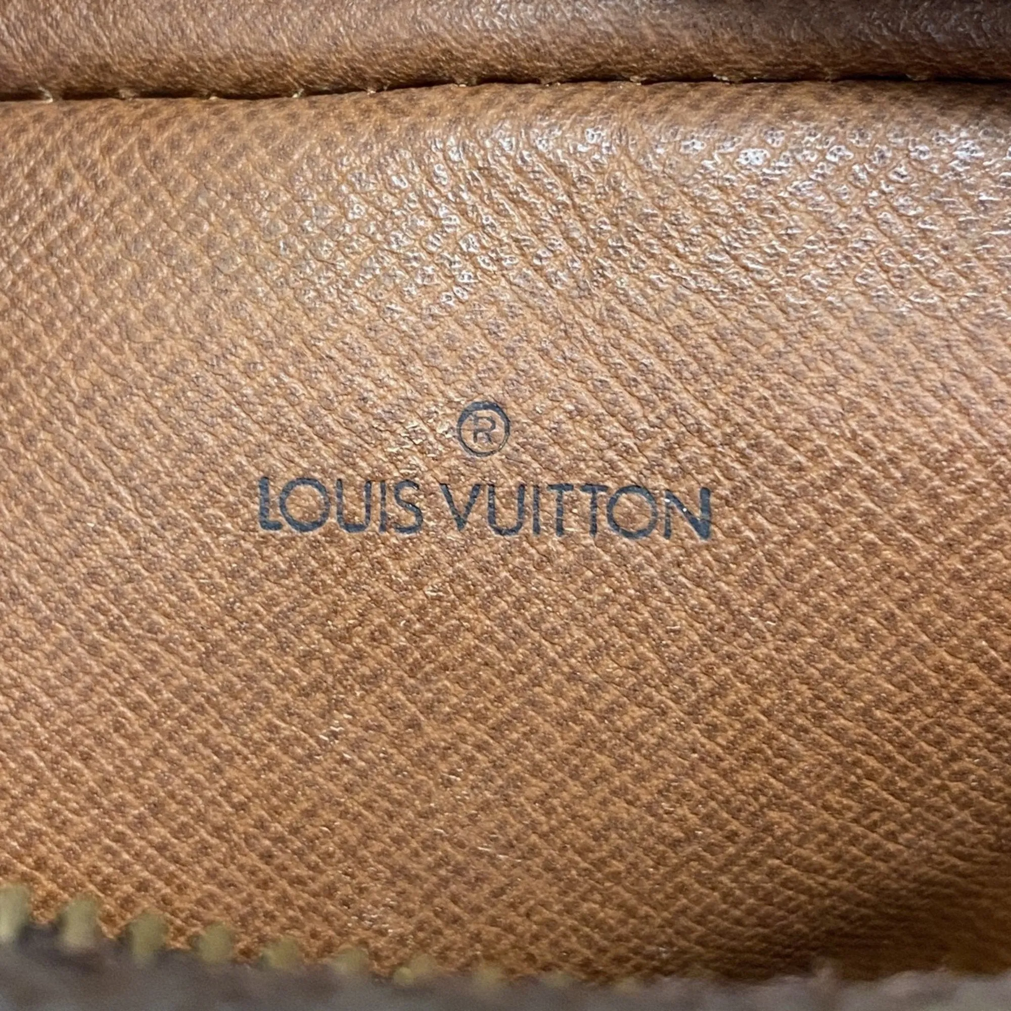 Louis Vuitton Shoulder Bag (Pre-Owned)