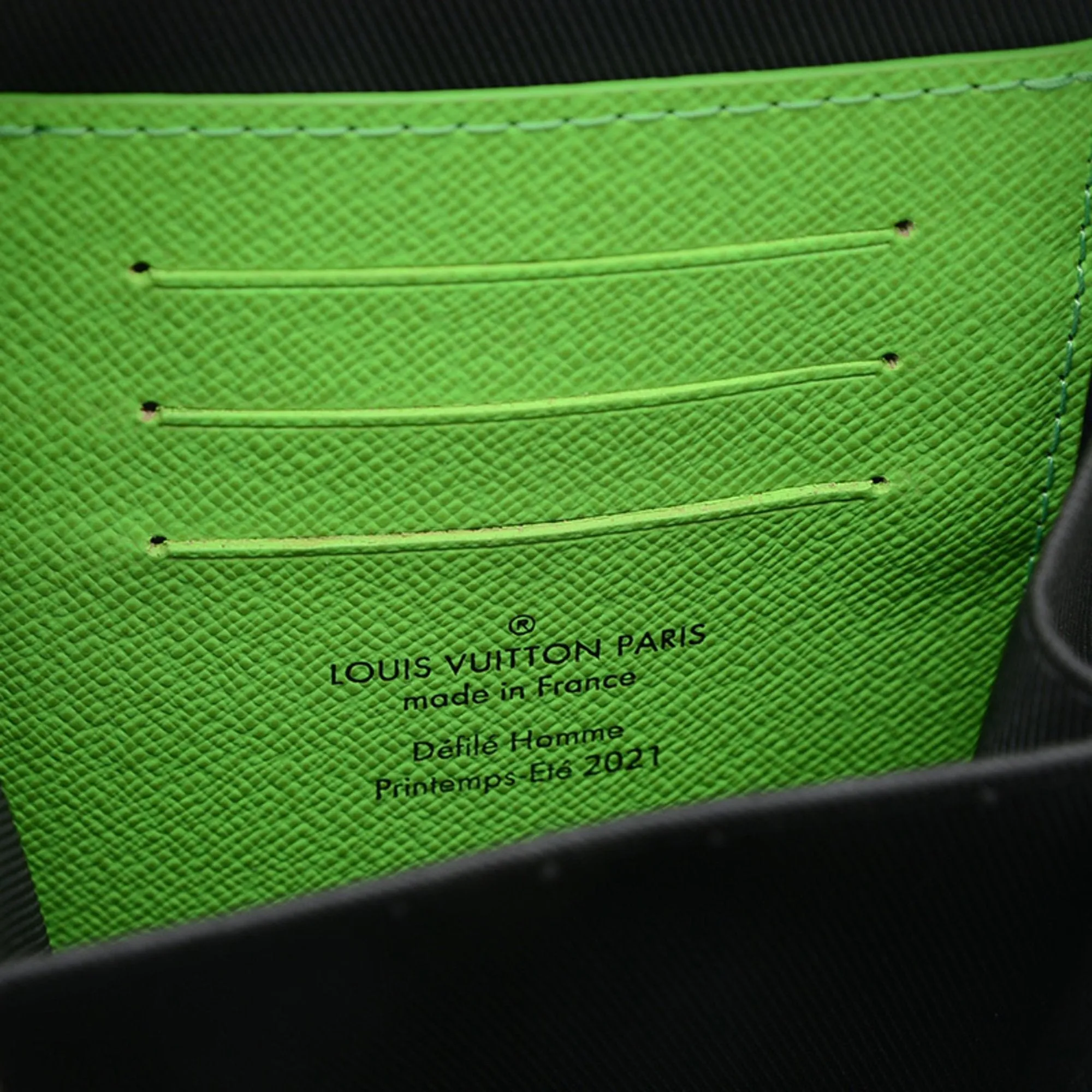 Louis Vuitton  Shoulder Bag (Pre-Owned)