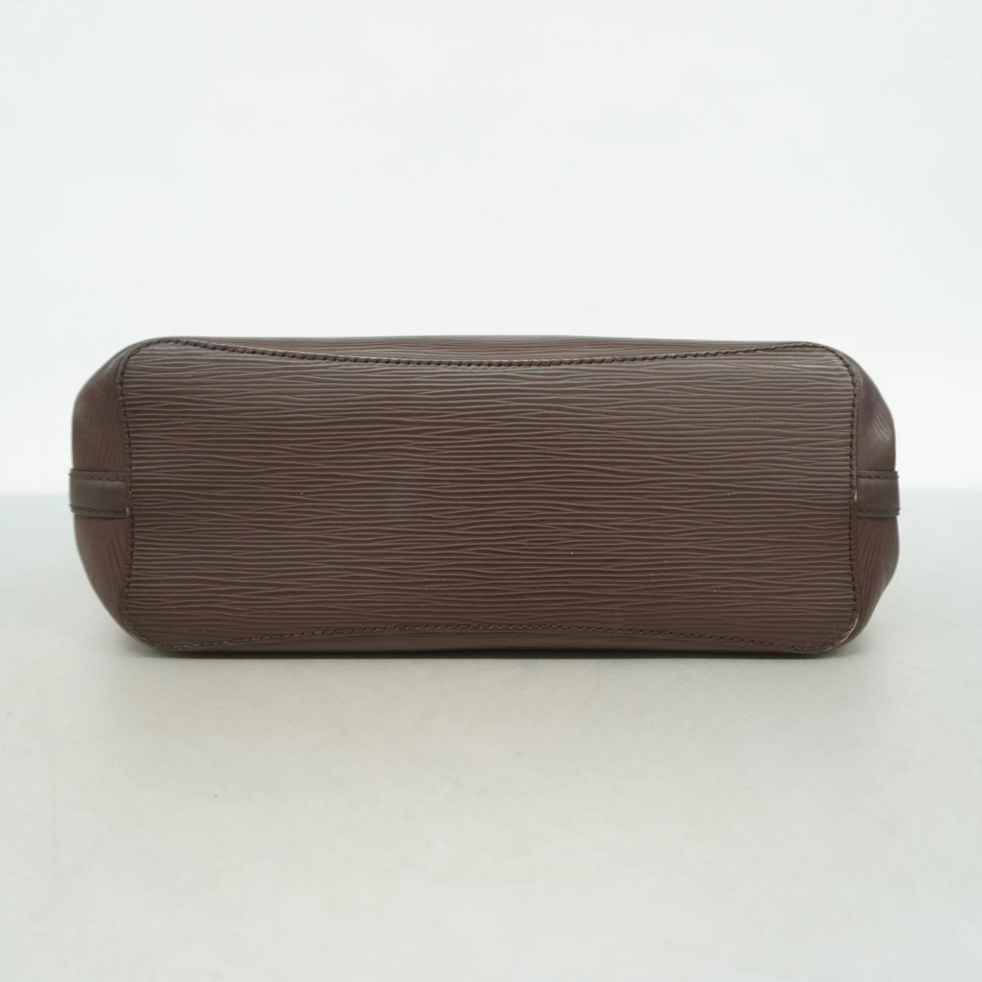 Louis Vuitton Shoulder Bag (Pre-Owned)