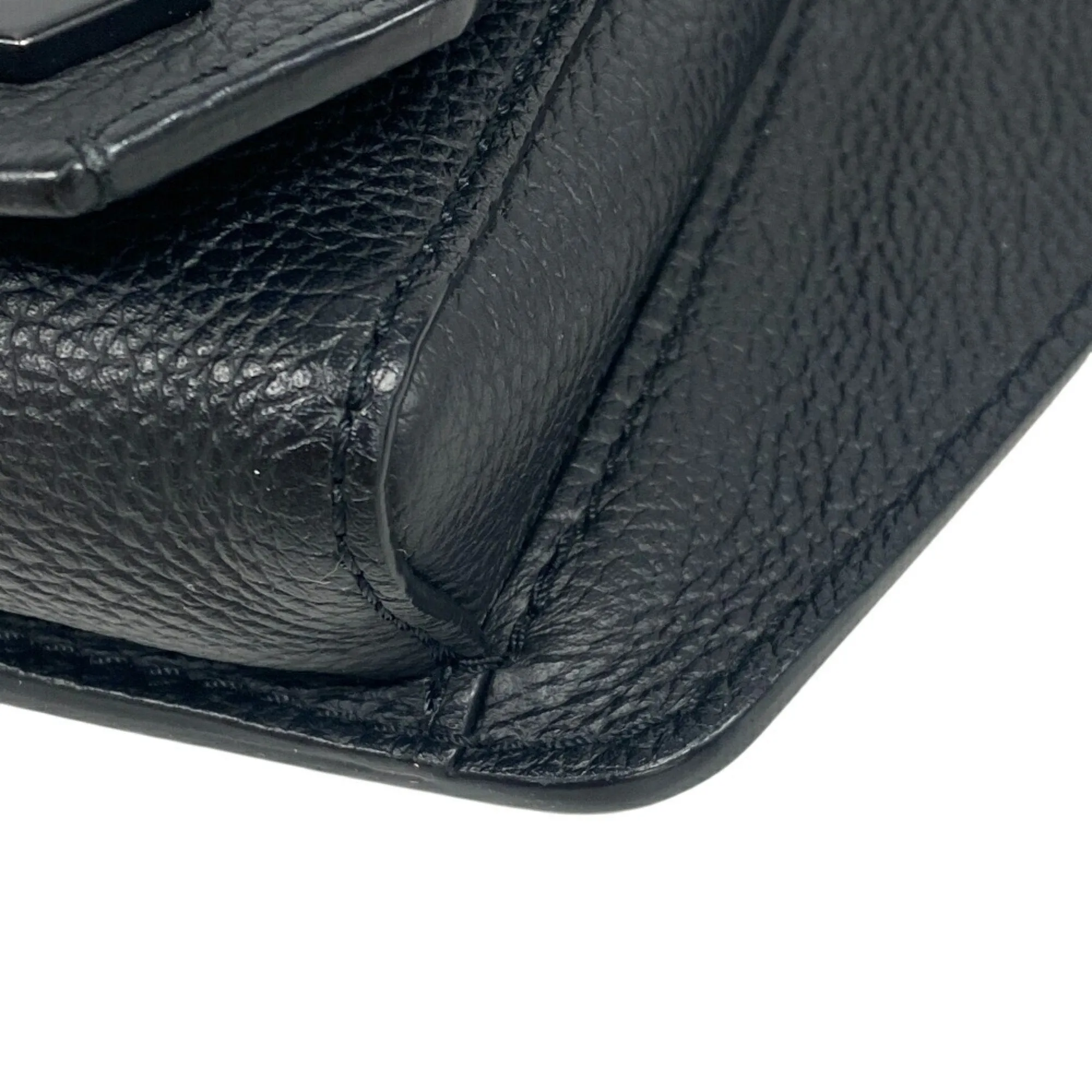Louis Vuitton Takeoff Leather Shoulder Bag (Pre-Owned)