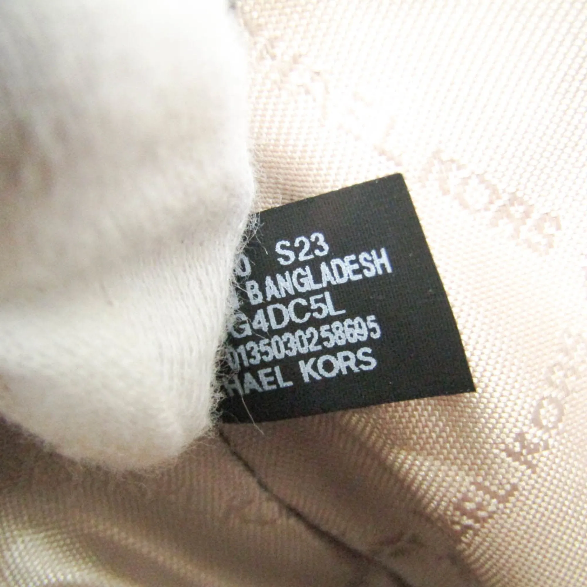 Michael Kors Dover  Leather Shoulder Bag (Pre-Owned)