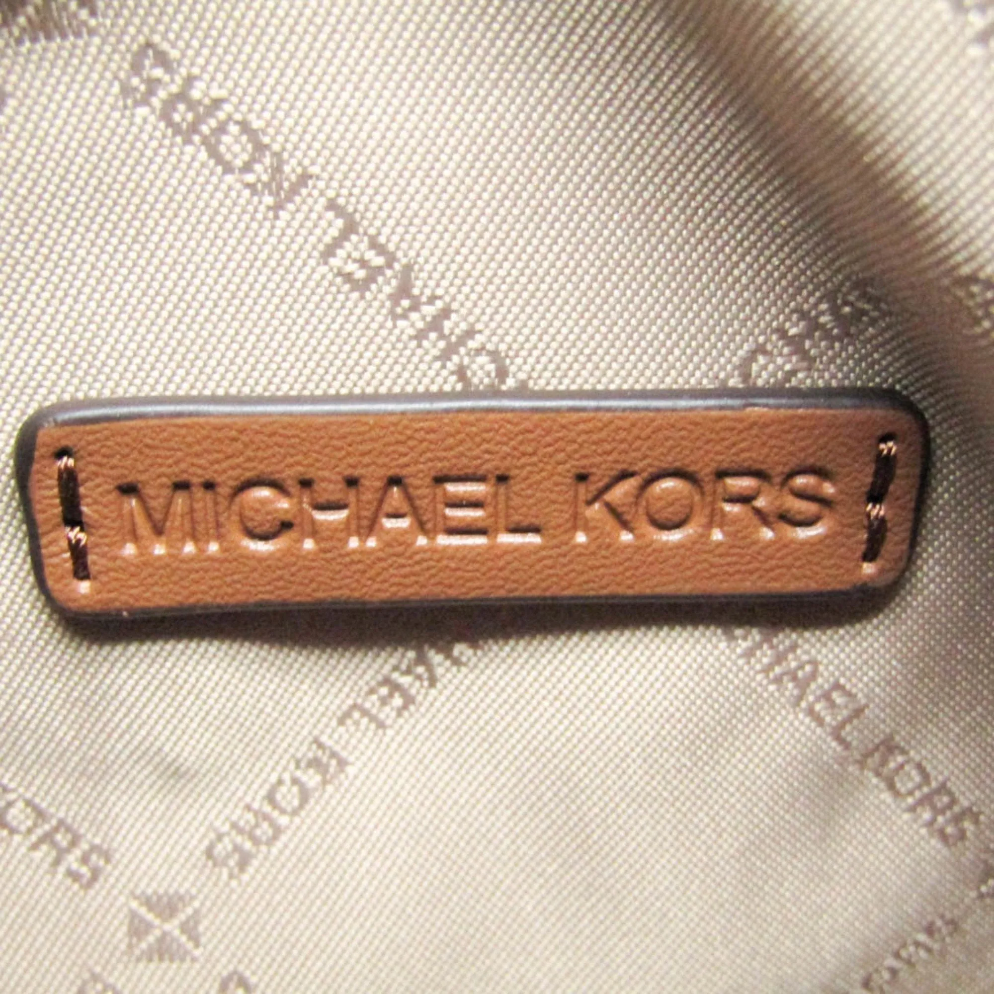 Michael Kors Dover  Leather Shoulder Bag (Pre-Owned)