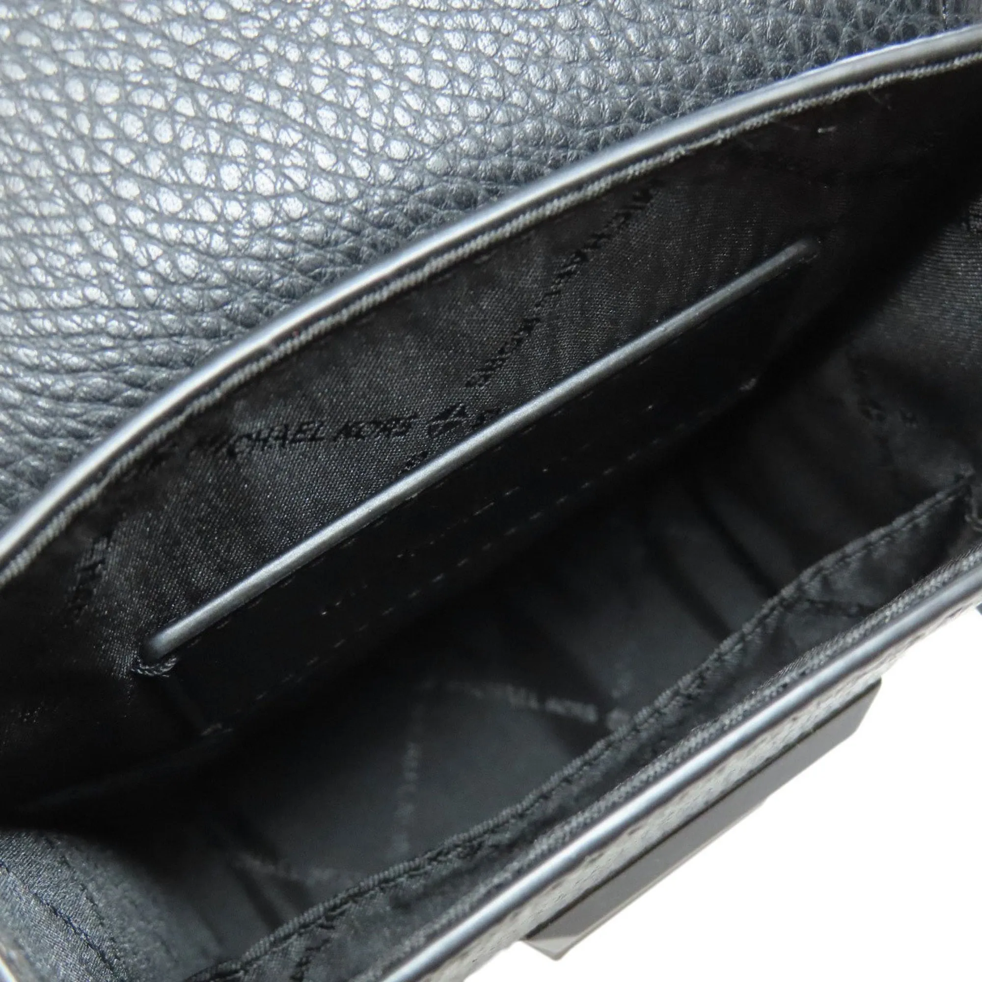 Michael Kors  Leather Shoulder Bag (Pre-Owned)