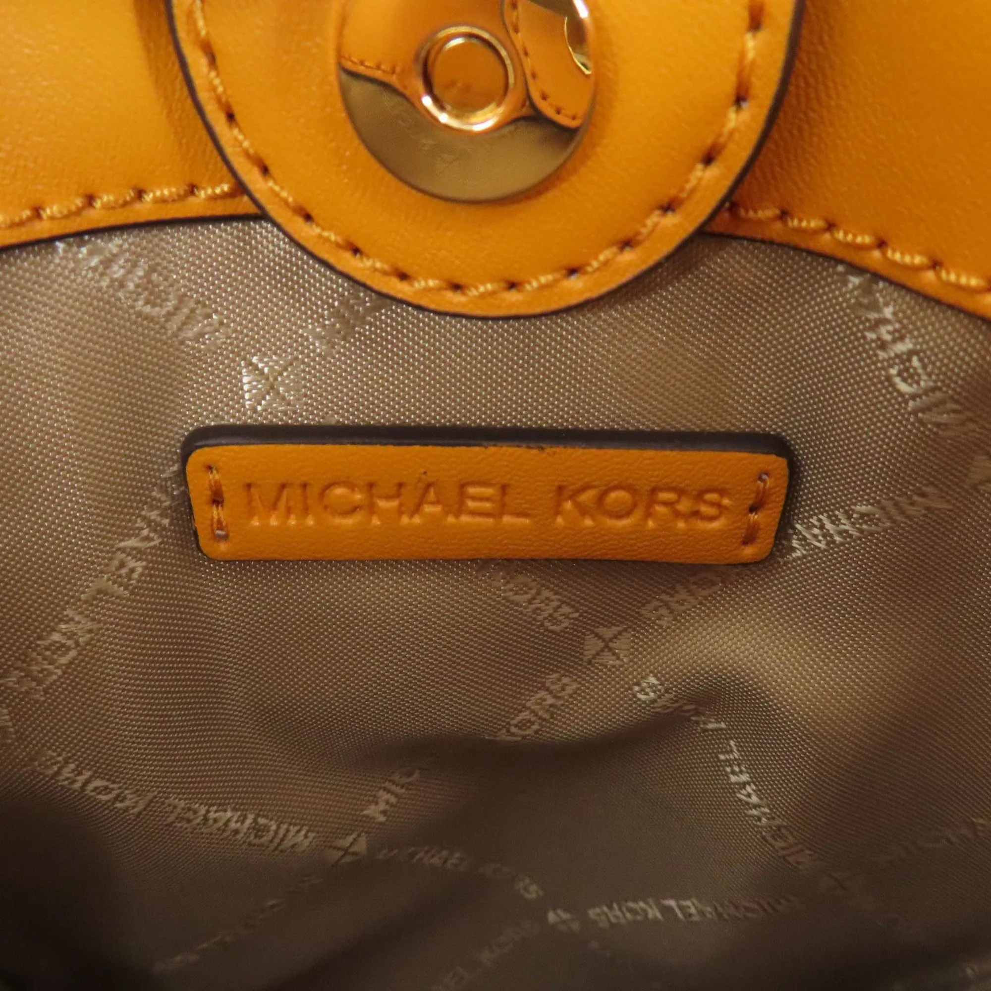 Michael Kors  Pvc Handbag (Pre-Owned)