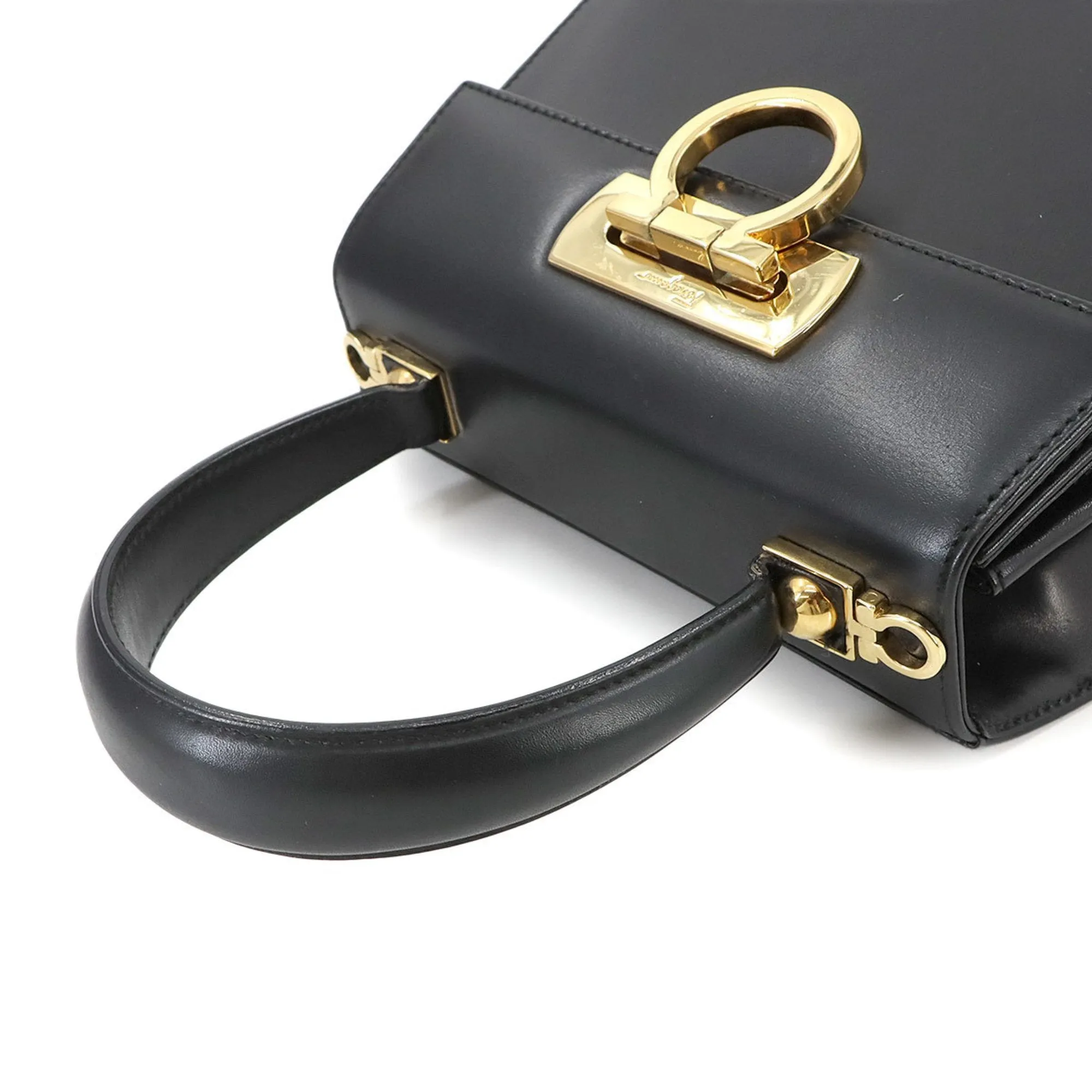 Salvatore Ferragamo Leather Handbag Shoulder Bag (Pre-Owned)
