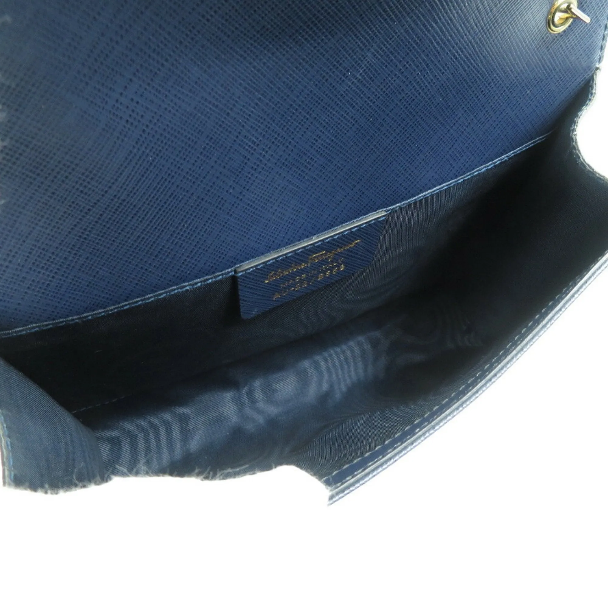 Salvatore Ferragamo Leather Shoulder Bag (Pre-Owned)