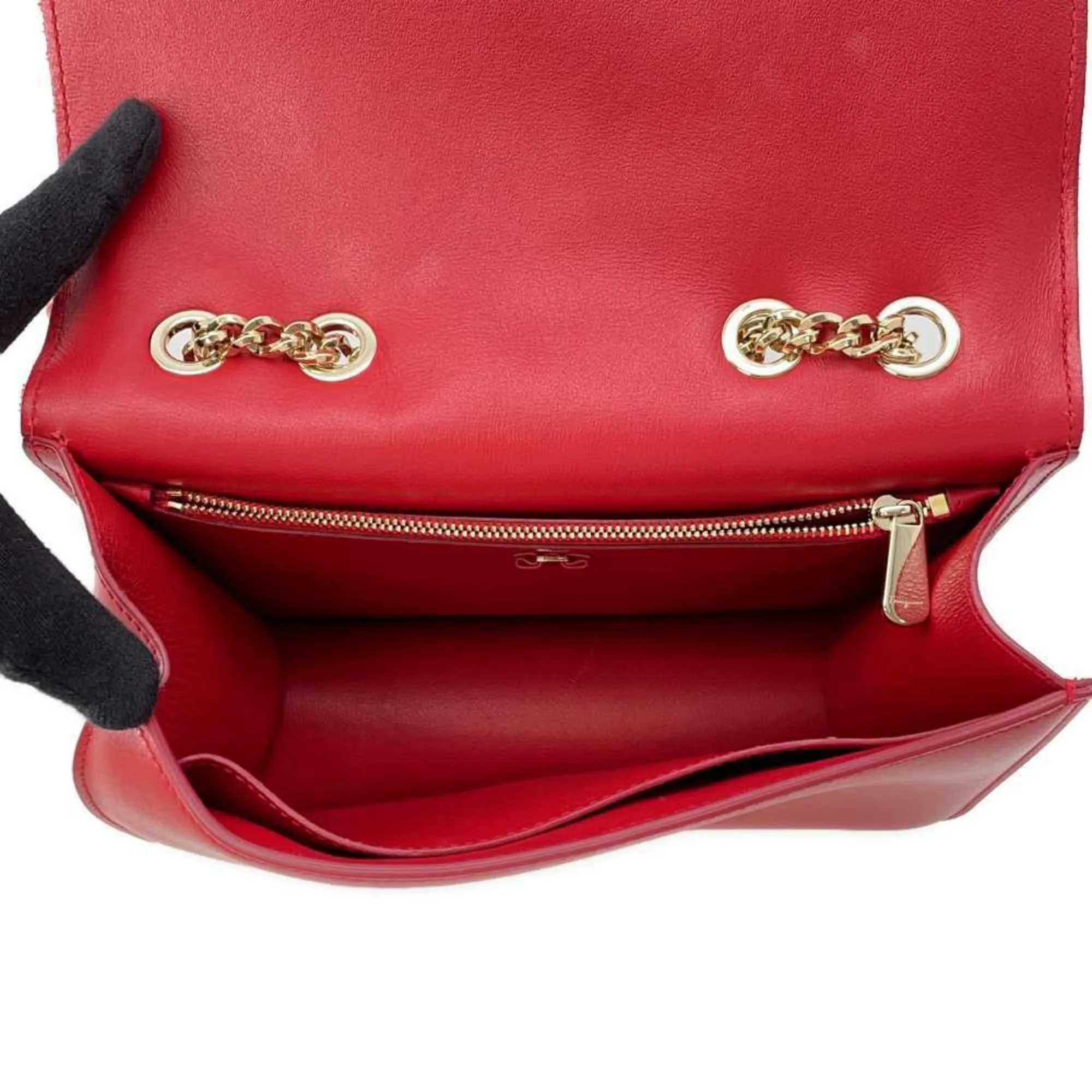 Salvatore Ferragamo Vara Leather Shoulder Bag (Pre-Owned)