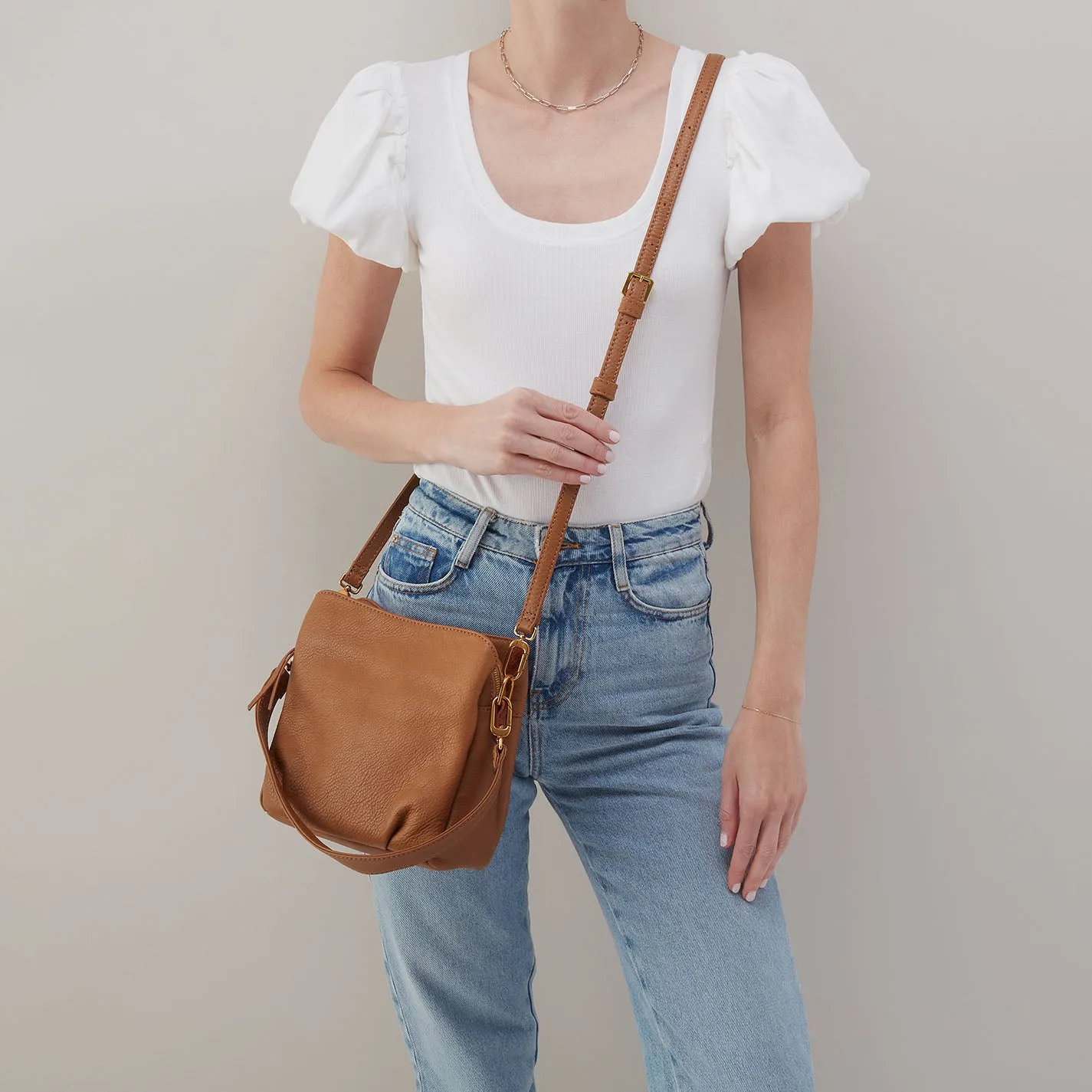 Starr Convertible Shoulder Bag in Pebbled Leather - Warm Honey