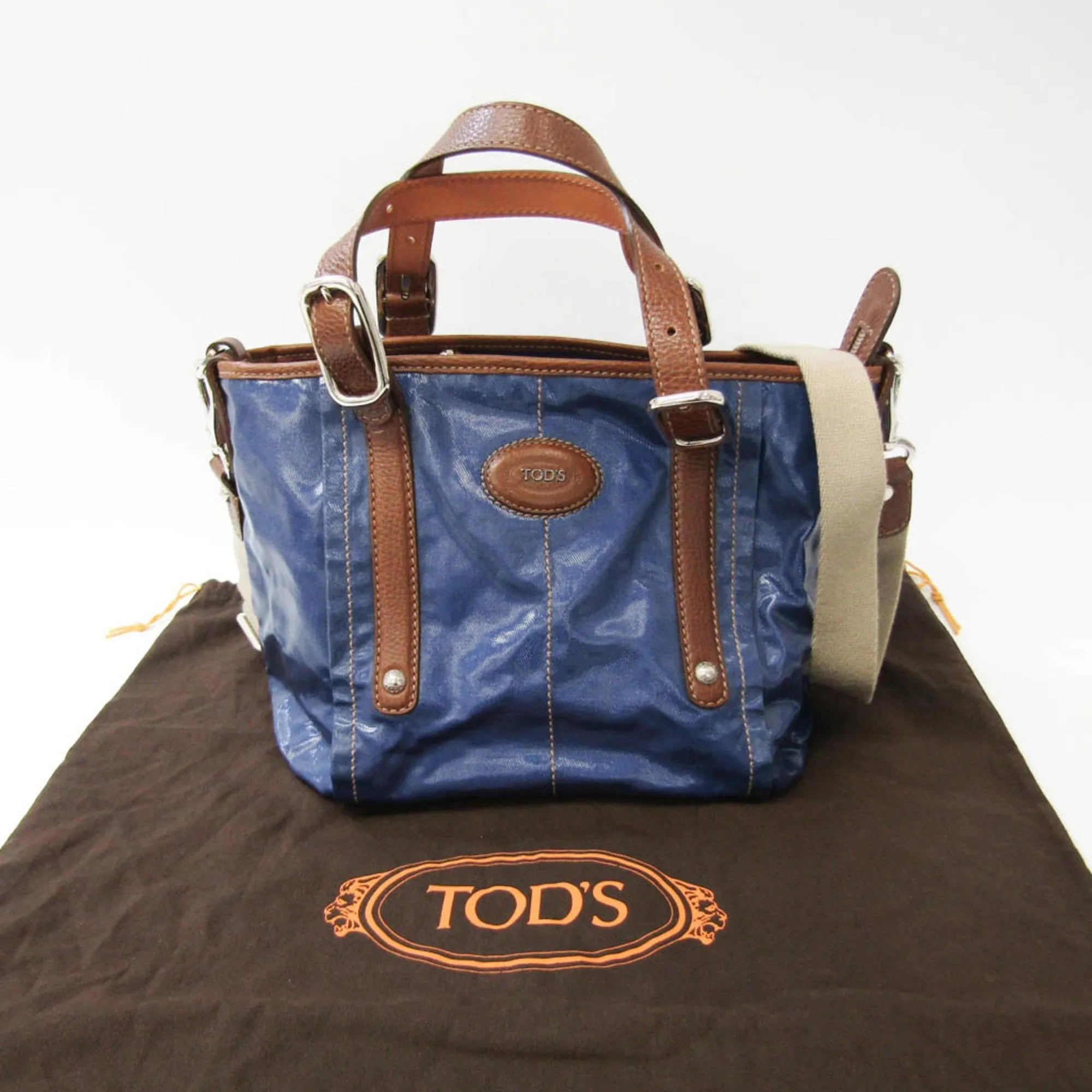 Tod's  Leather Shoulder Bag (Pre-Owned)