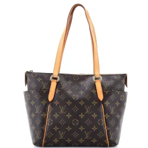 Totally Handbag Monogram Canvas PM
