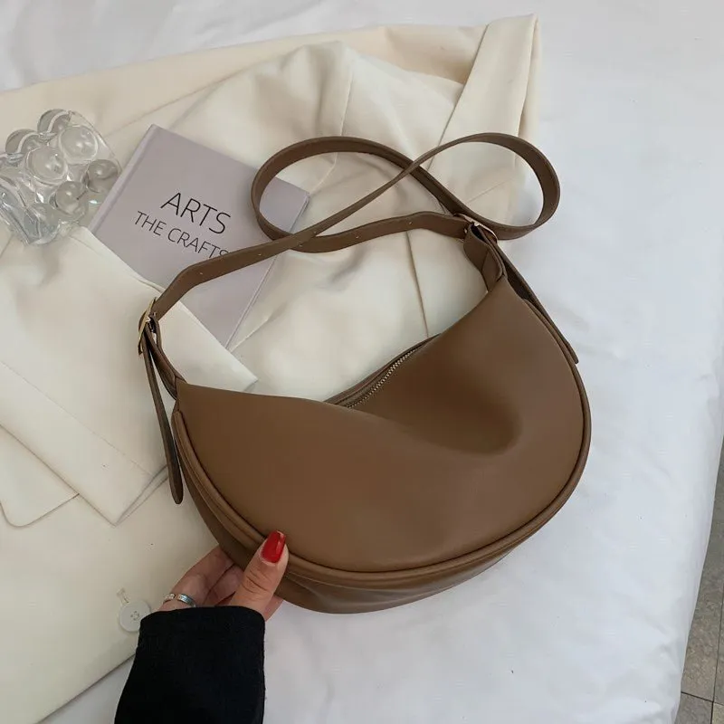 Versatile Dumpling Shoulder Bag: Simple Elegance