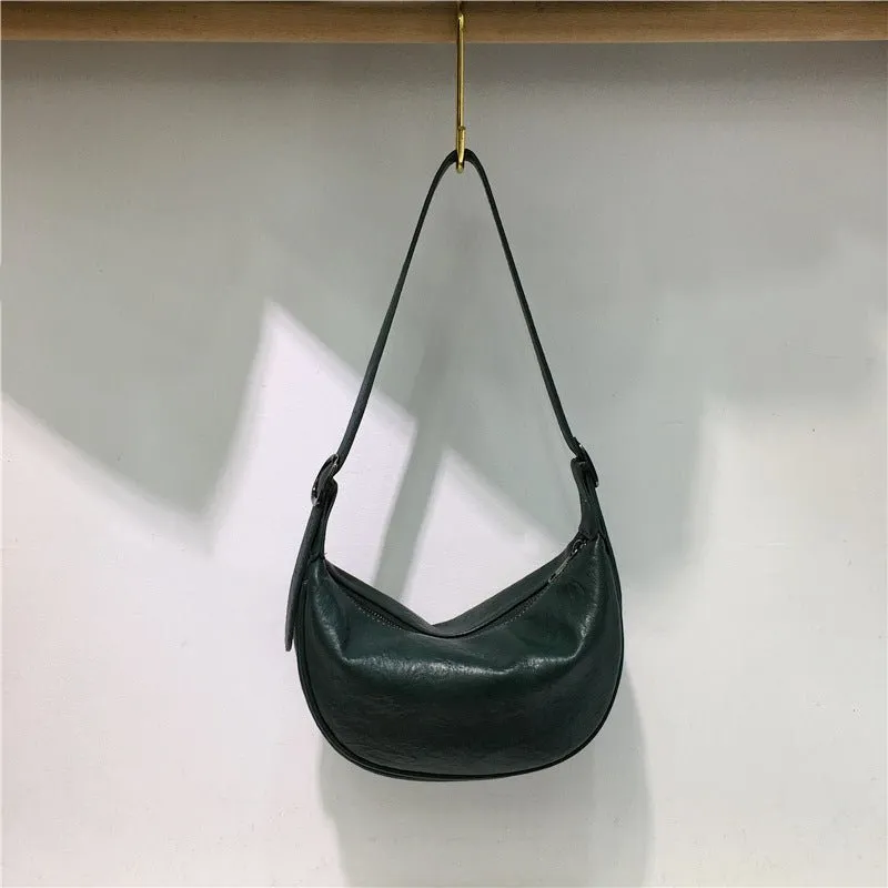 Versatile Dumpling Shoulder Bag: Simple Elegance