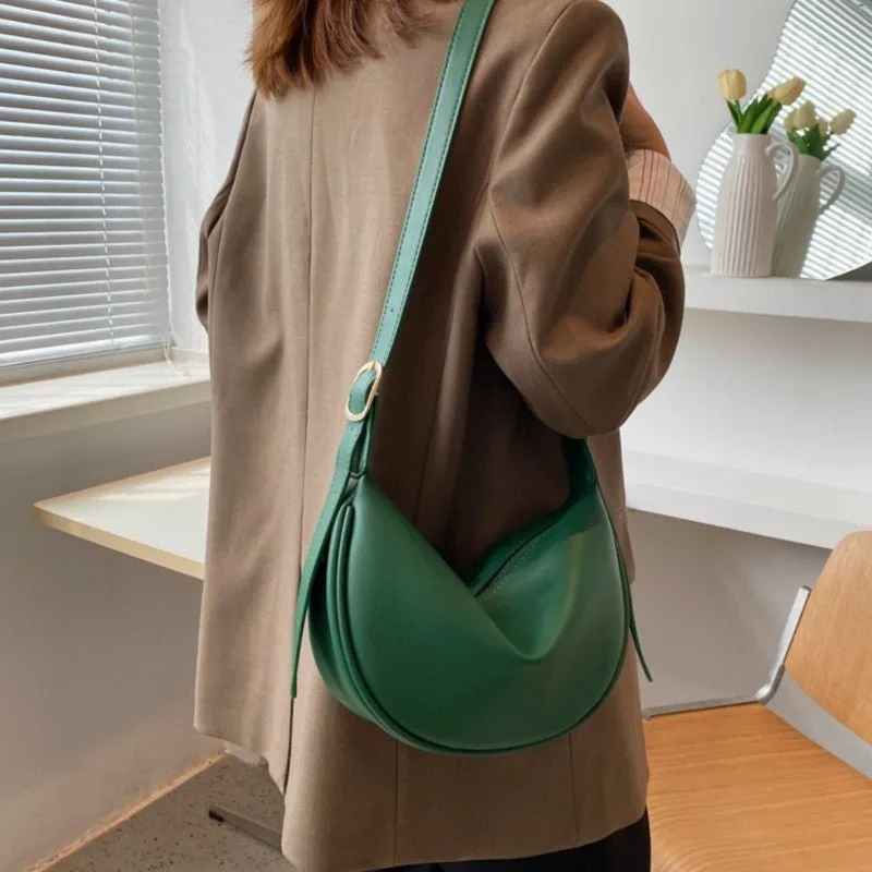 Versatile Dumpling Shoulder Bag: Simple Elegance