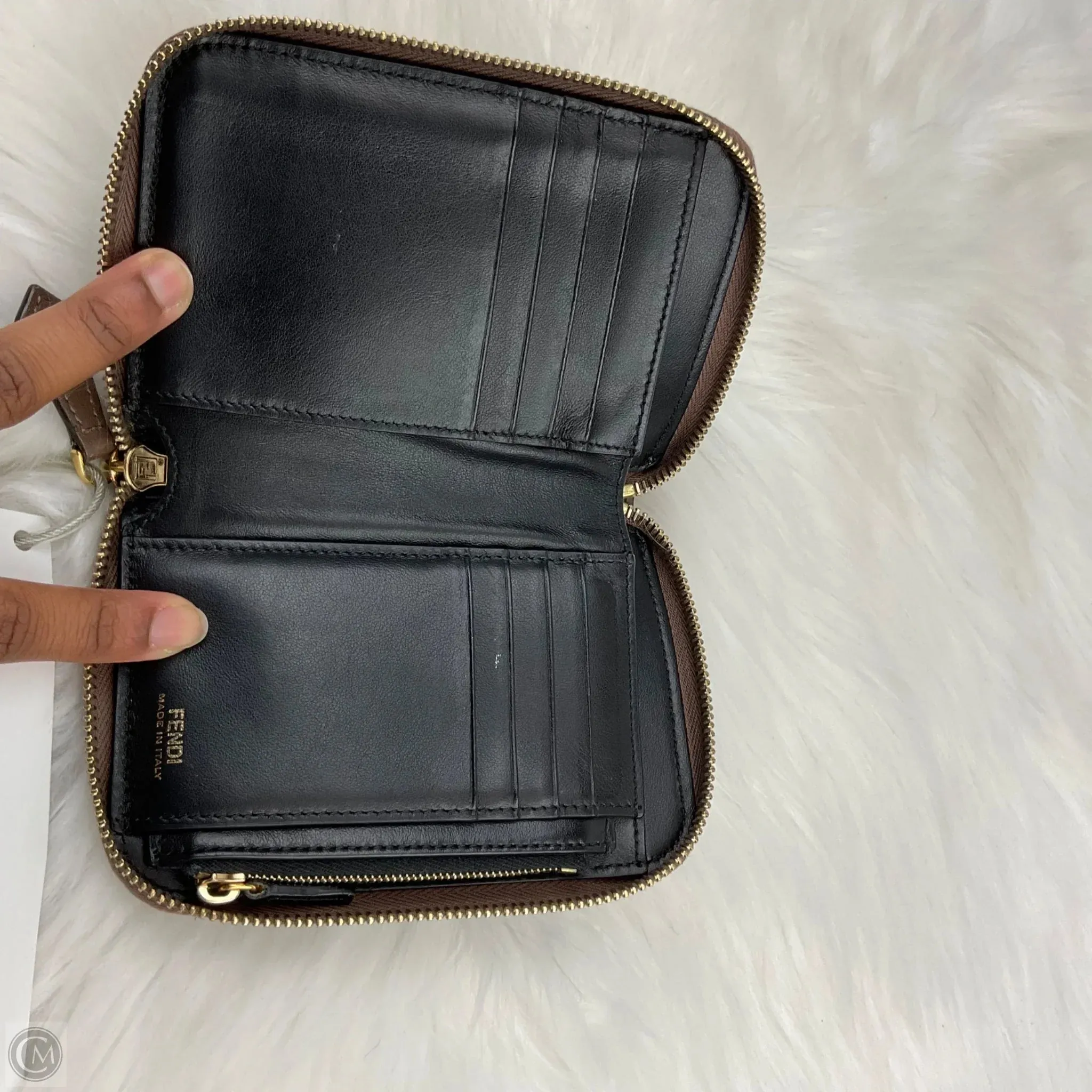 Wallet Luxury Designer By Fendi, Size: Small